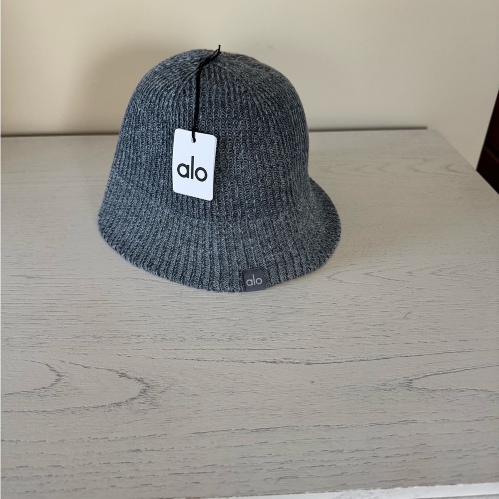 ALO Yoga Gray Knit Hat